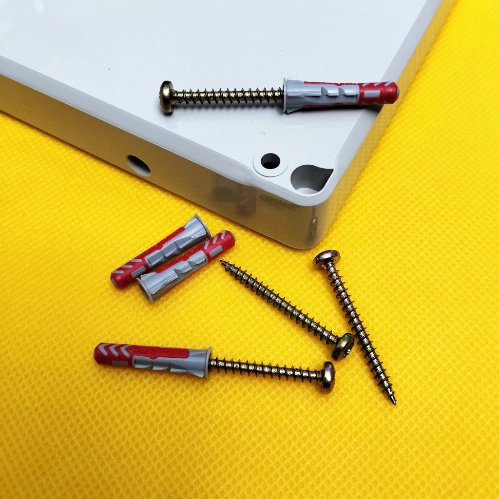 Csavarkészlet a véletlenszerű portai személykiválasztó rendszerhez